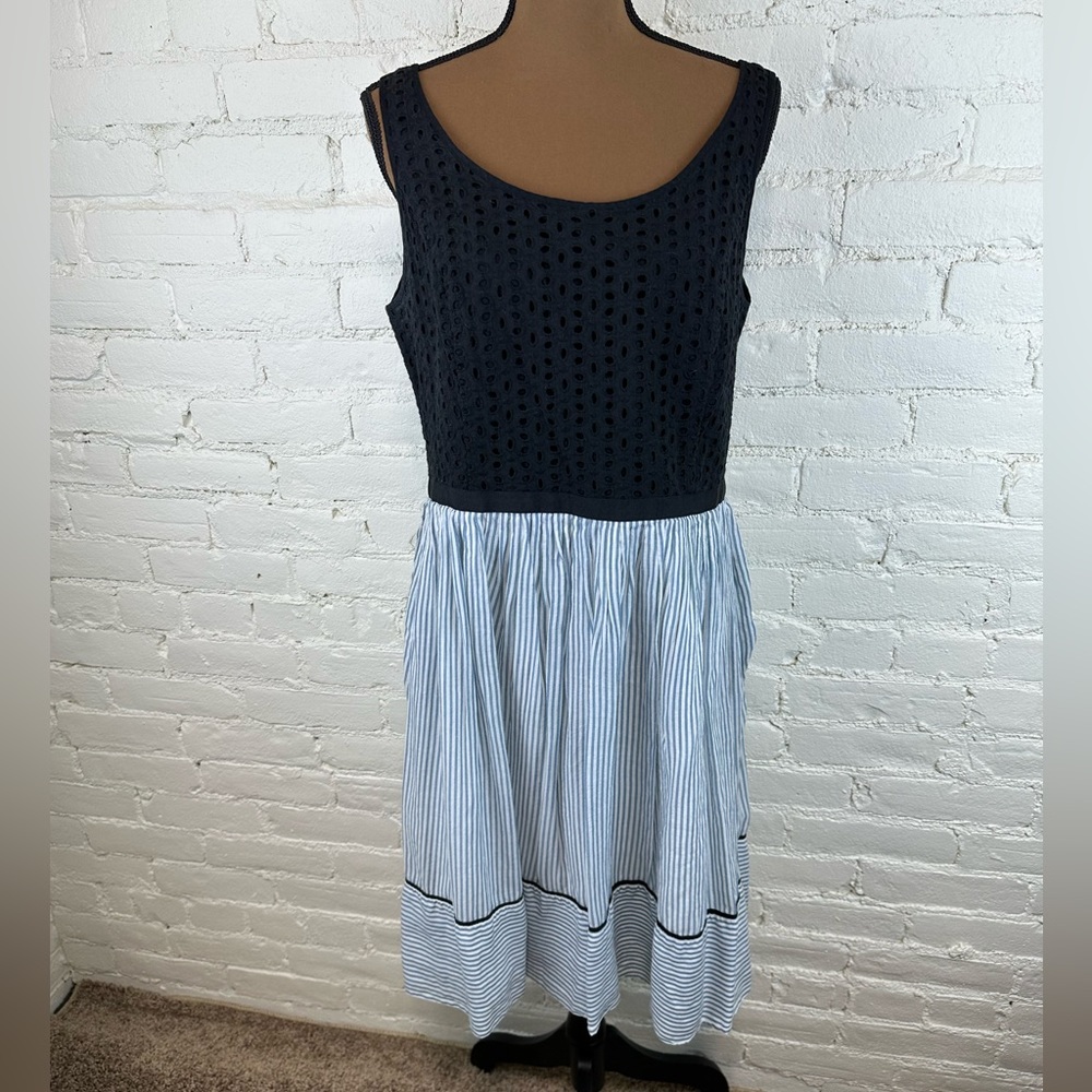 Loft Eyelet Sleeveless Dress Women’s Size 14